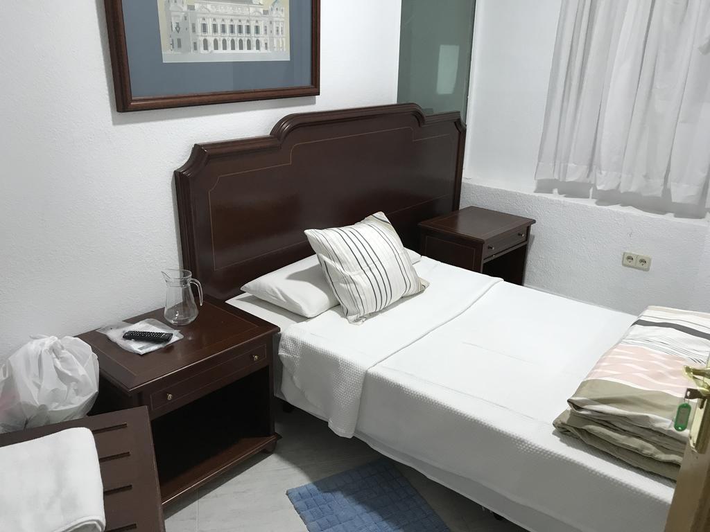Hostal Lavapies 马德里 外观 照片