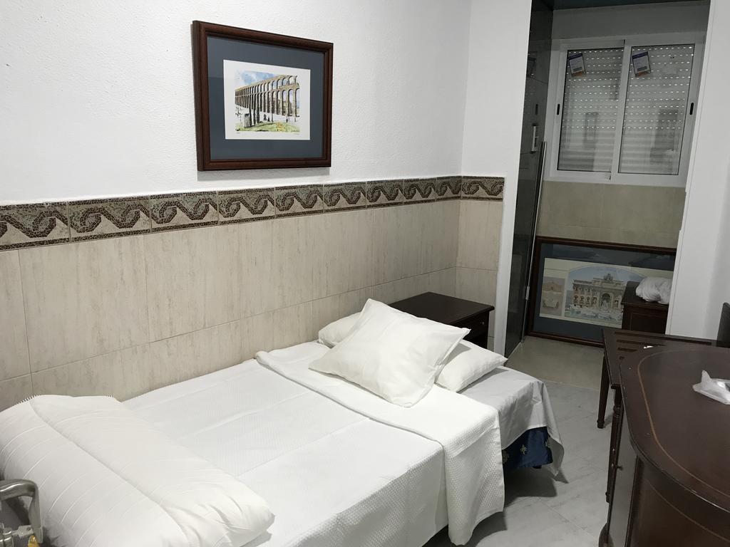 Hostal Lavapies 马德里 外观 照片