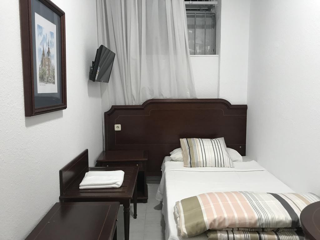 Hostal Lavapies 马德里 外观 照片