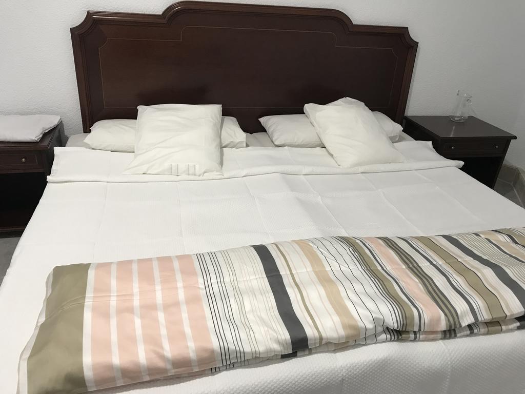 Hostal Lavapies 马德里 外观 照片