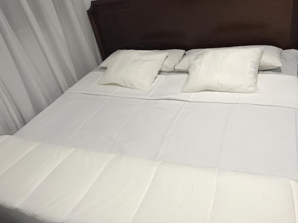 Hostal Lavapies 马德里 外观 照片