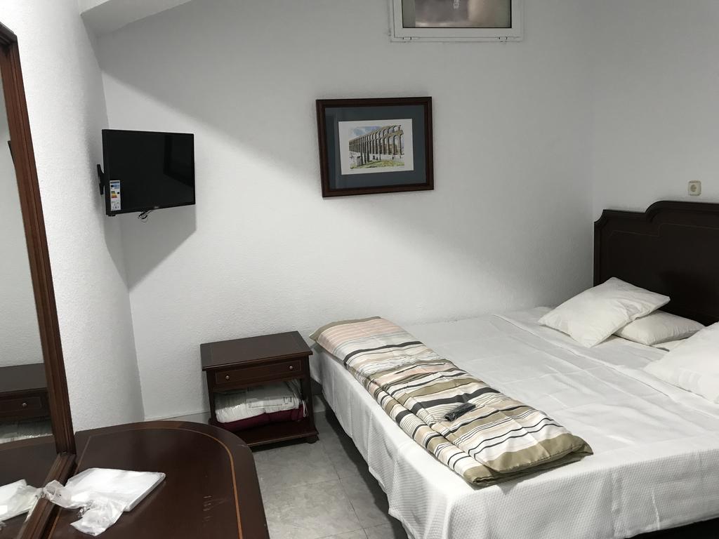 Hostal Lavapies 马德里 外观 照片