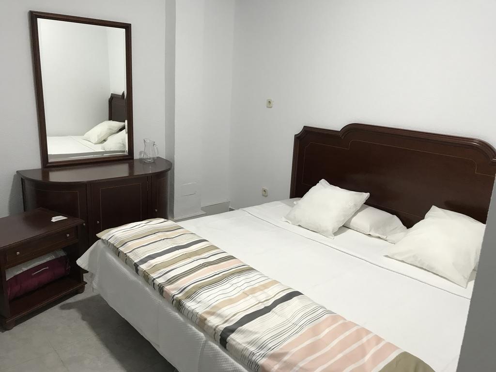 Hostal Lavapies 马德里 外观 照片