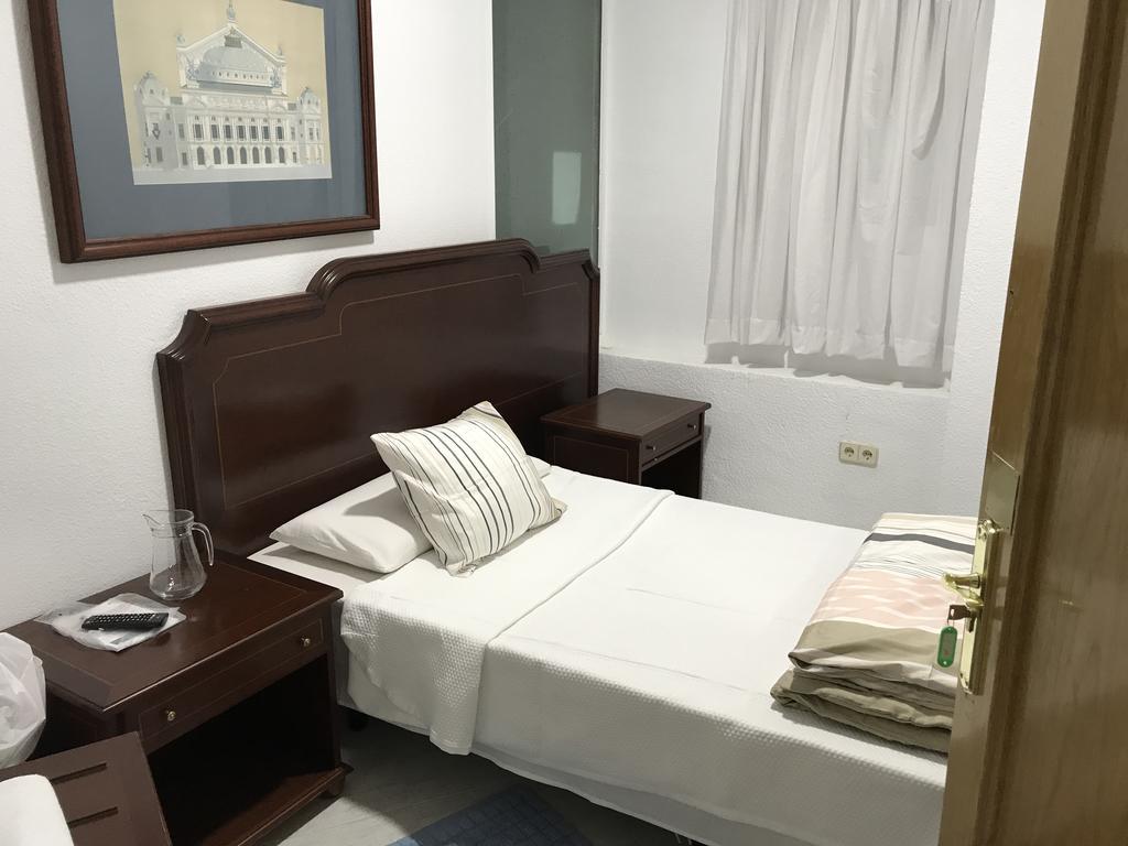 Hostal Lavapies 马德里 外观 照片