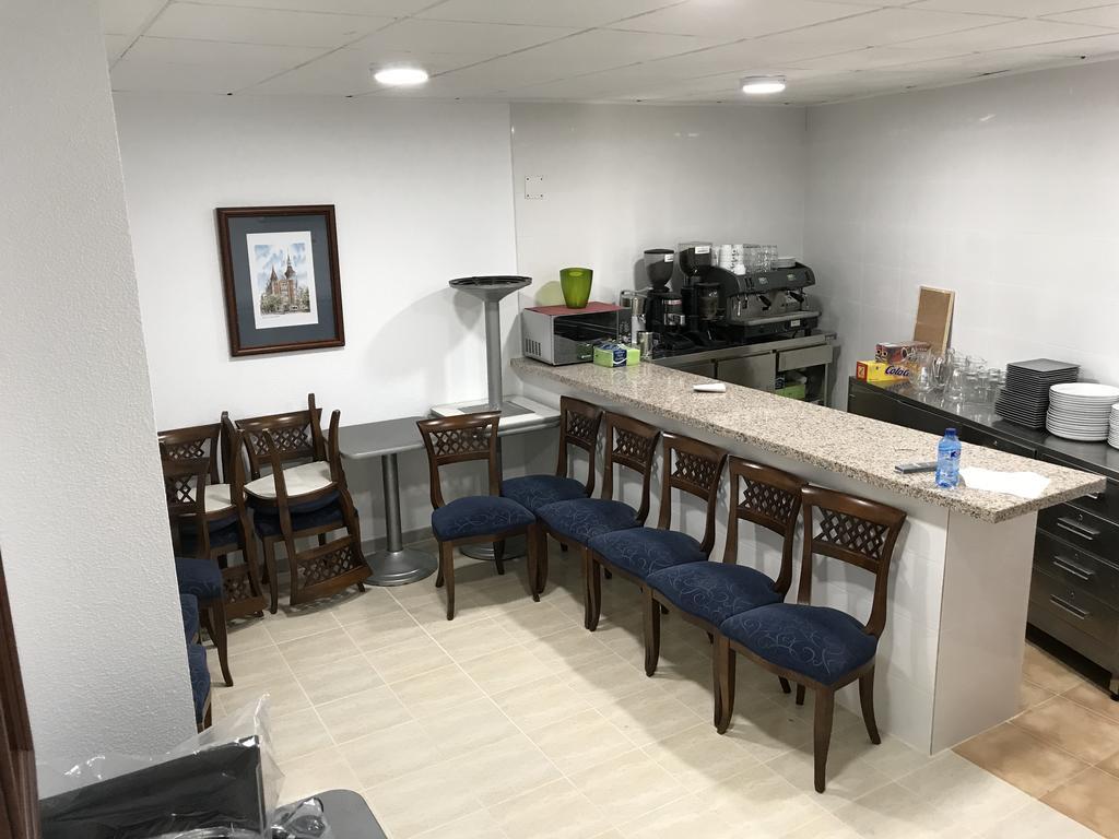 Hostal Lavapies 马德里 外观 照片
