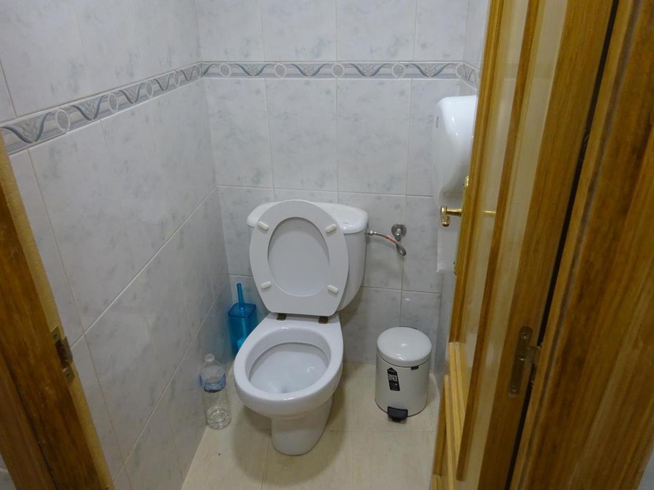 Hostal Lavapies 马德里 外观 照片