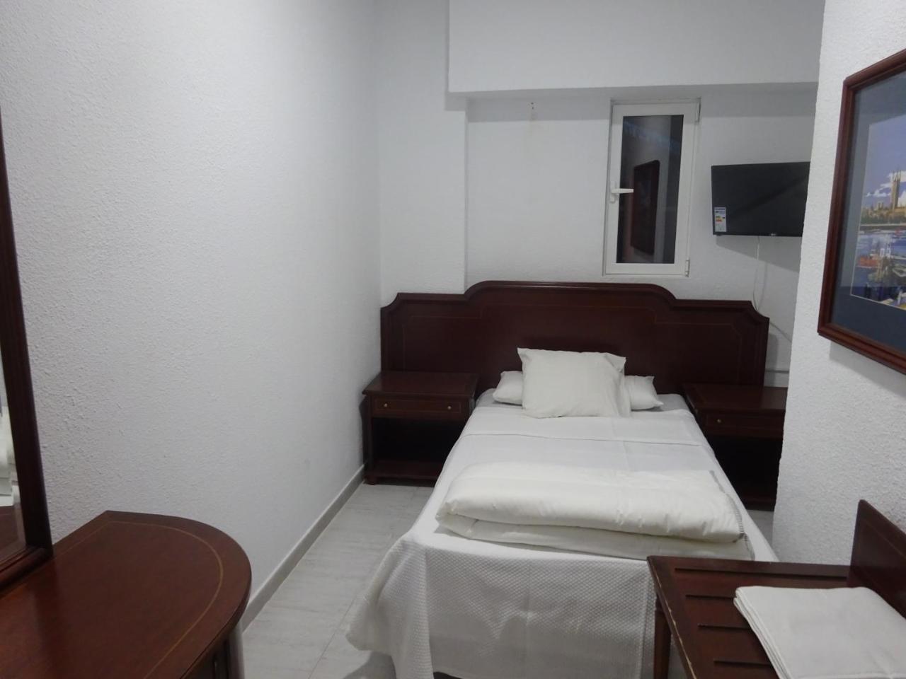 Hostal Lavapies 马德里 外观 照片