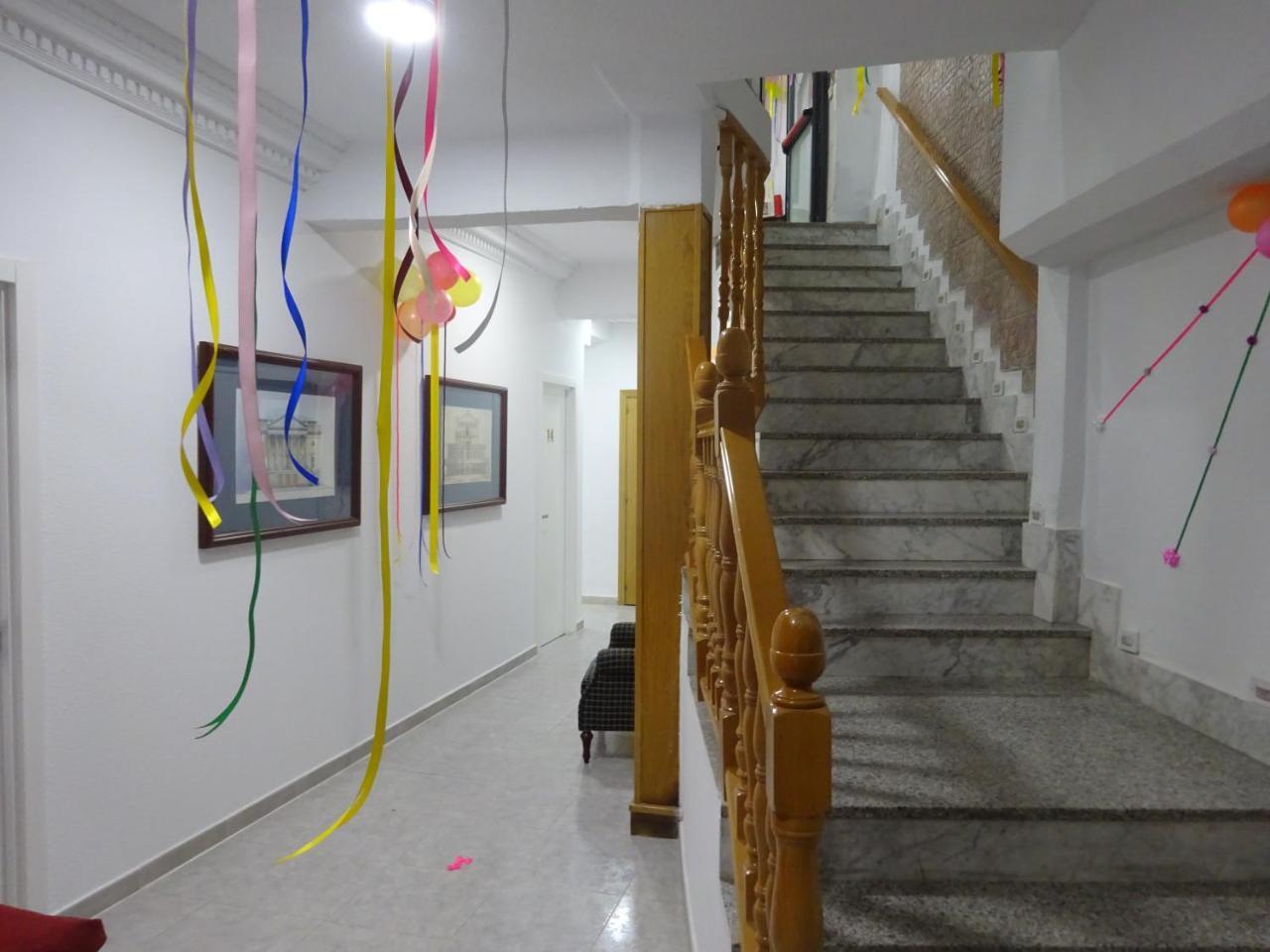 Hostal Lavapies 马德里 外观 照片